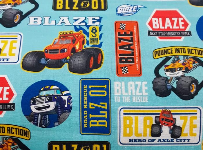 Tecido Disney Blaze & Monsters Machines Azul