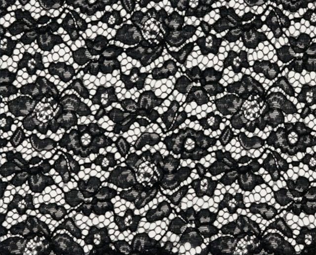 Renda Floral Preto