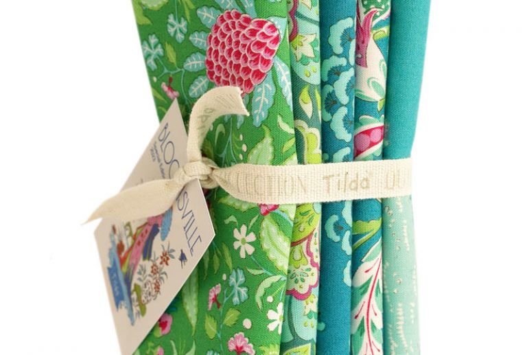 Bloomsville – Fat Quarter Bundle 5 tecidos Pine/Turquoise, 50 x 55 cm